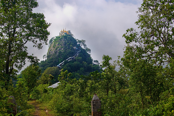 Popa Taungkalat Monastery