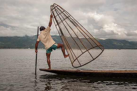 Intha Fisherman